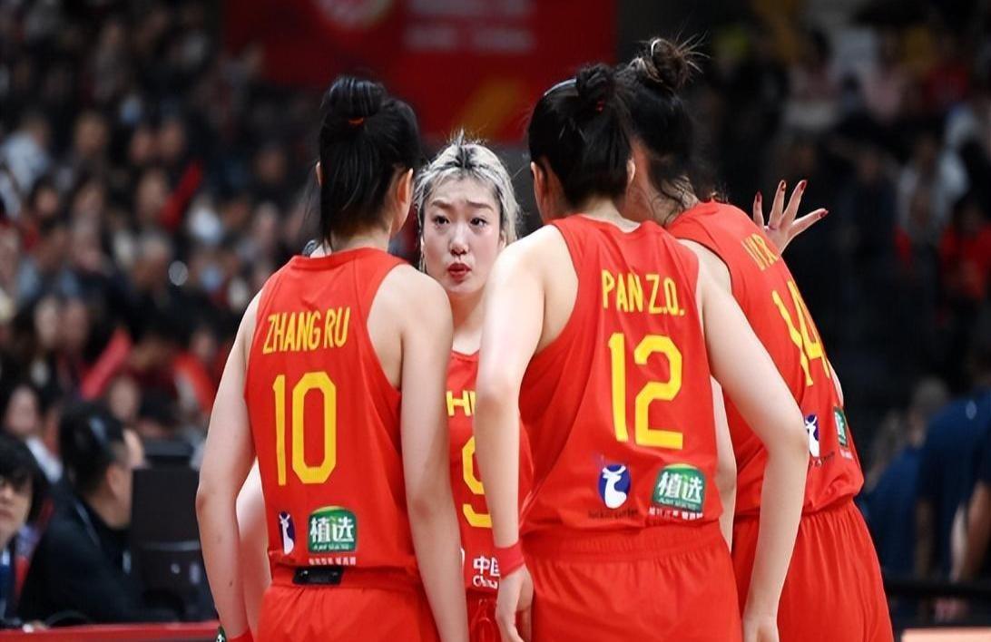 包含中国女篮深度分析：战术布局与未来走向的词条